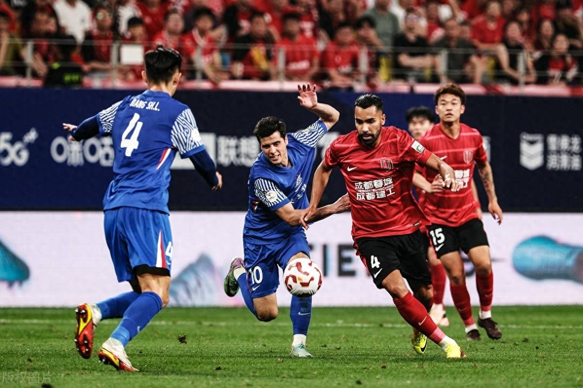 关于转折点！上海申花状态回暖；欧篮联窗口期攻防权衡；更衣室稳定；轮换策略成焦点的信息