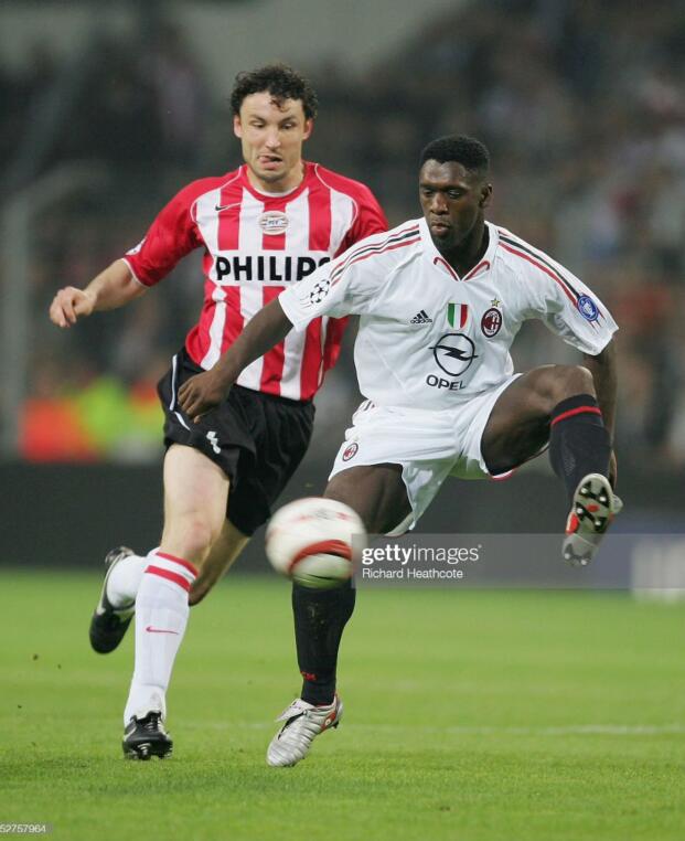 风云突变瓦伦西亚集结日更衣室发声窗口期莱比锡再遭质疑之后,阿贾克斯关键时刻篮板制胜的简单介绍 风云突变瓦伦西亚集结日更衣室发声窗口期莱比锡再遭质疑之后,阿贾克斯关键时刻篮板制胜的简单介绍