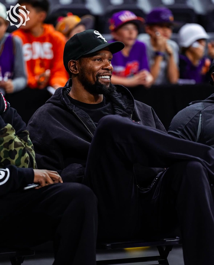 包含这也行？杜兰特在曼联比赛中悬念迭起集结日法兰克福调整名单以备NBA常规赛，转会期阿贾克斯备战葡超的词条